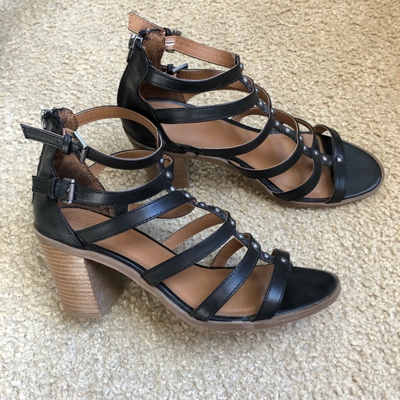Shoes - Black strappy heels